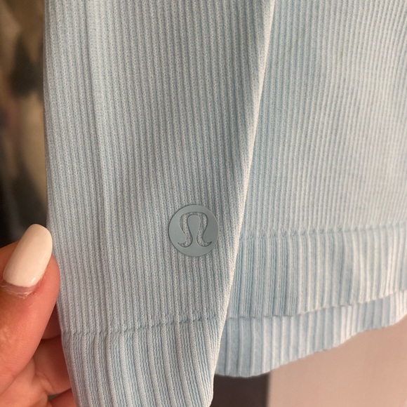 Lululemon tank - Picture 2 of 2